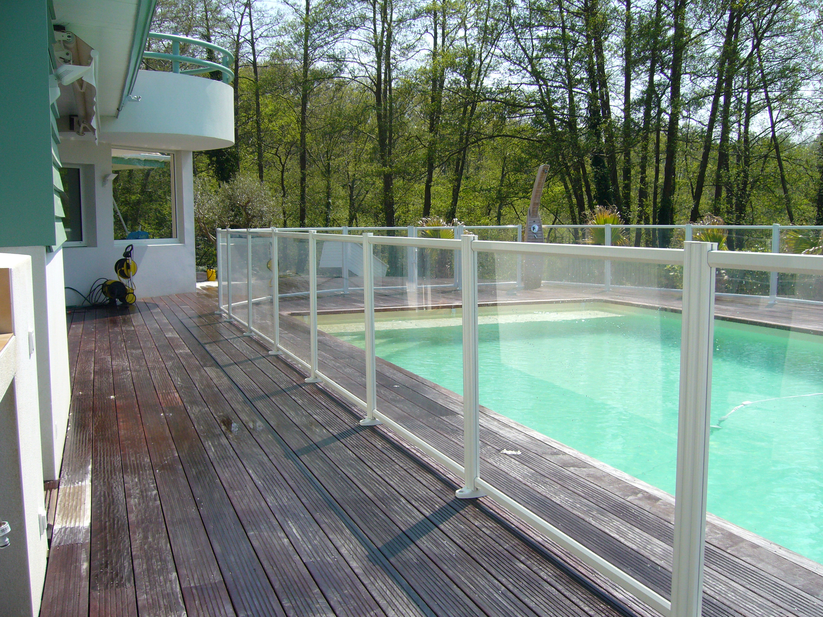 Votre Cl Ture De Piscine Transparente Et Moderne Barri Re Aluminium Votre Cl Ture De Piscine Transparente Et Moderne Barri Re Aluminium